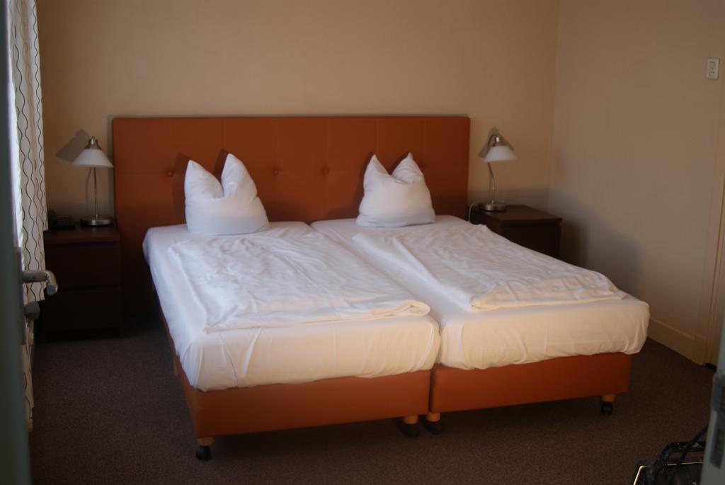 Valkenburg aan de Geul Hotel Palanka المظهر الخارجي الصورة